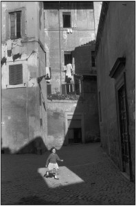 1959 ITALY. Rome. 1959. Image envoyÈ ‡ Fannie Escoulen (Transaction : 632563042832812500) © Henri Cartier-Bresson / Magnum Photos